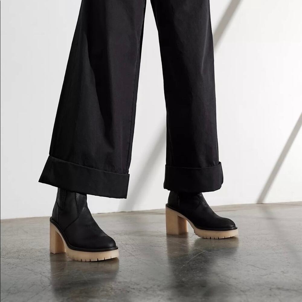Free People James Chelsea Black Leather Ankle Boots Block Heel Platform Size 10 - Picture 2 of 13